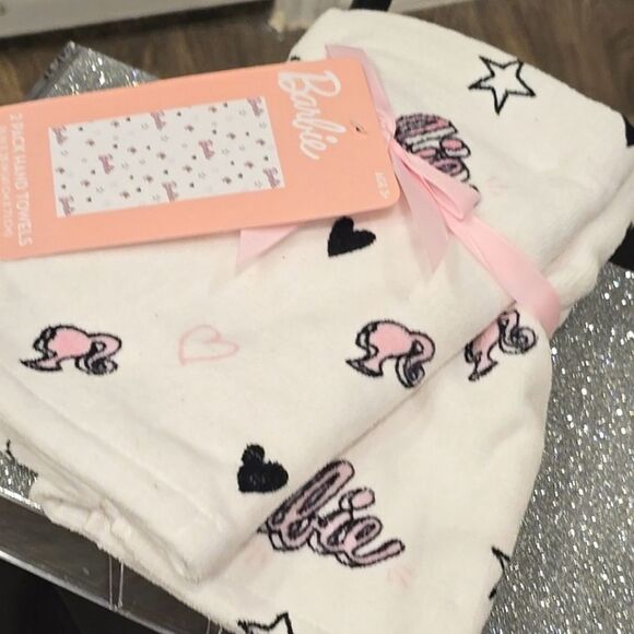 Barbie Signature Logo Hearts & Stars 2-PK Hand Towels - Picture 2 of 6
